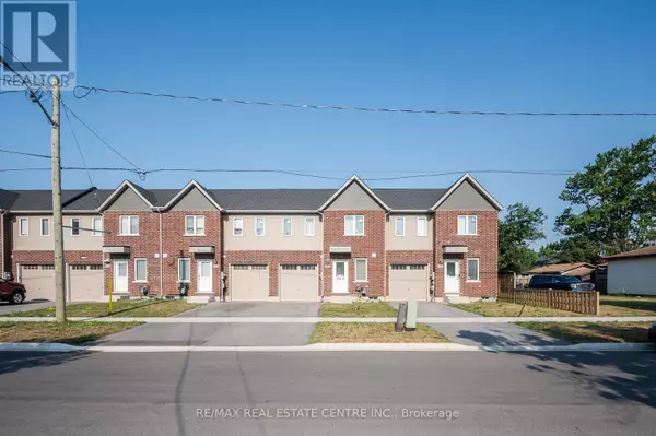Welland (lincoln/crowland), ON L3B2W3,356 ALBERTA STREET