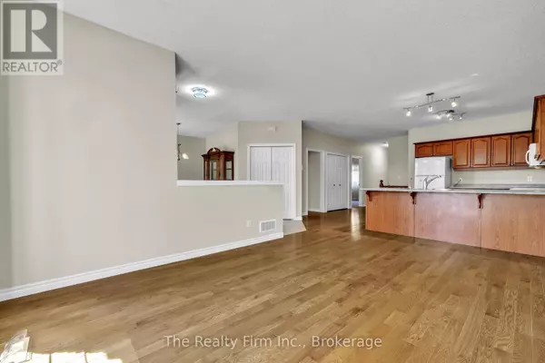 Woodstock (woodstock - South), ON N4S9A6,665 Southwood WAY #3