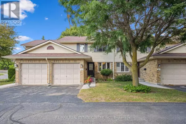 375 Kingscourt DR #2, Waterloo, ON N2K3N7