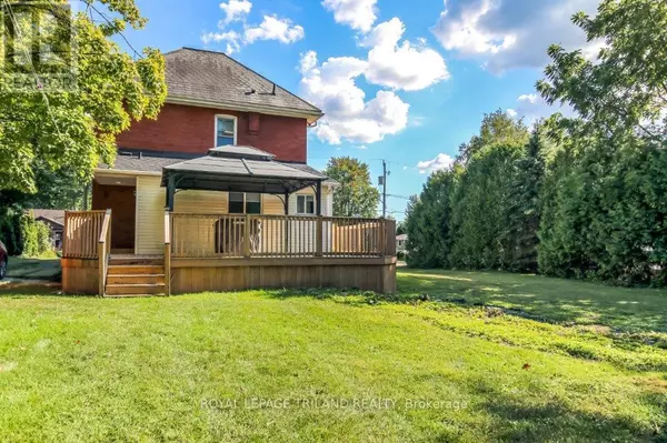 Thames Centre (thorndale), ON N0M2P0,286 KING STREET S