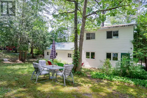 Gravenhurst (wood (gravenhurst)), ON P0E1G0,1145 SOUTH MORRISON LAKE ROAD