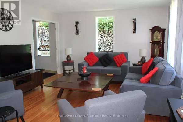 Huntsville (chaffey), ON P1H1V9,7 DUNCAN STREET W