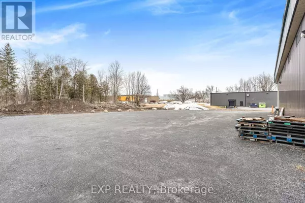 North Glengarry, ON K0C1A0,301 INDUSTRIAL BOULEVARD