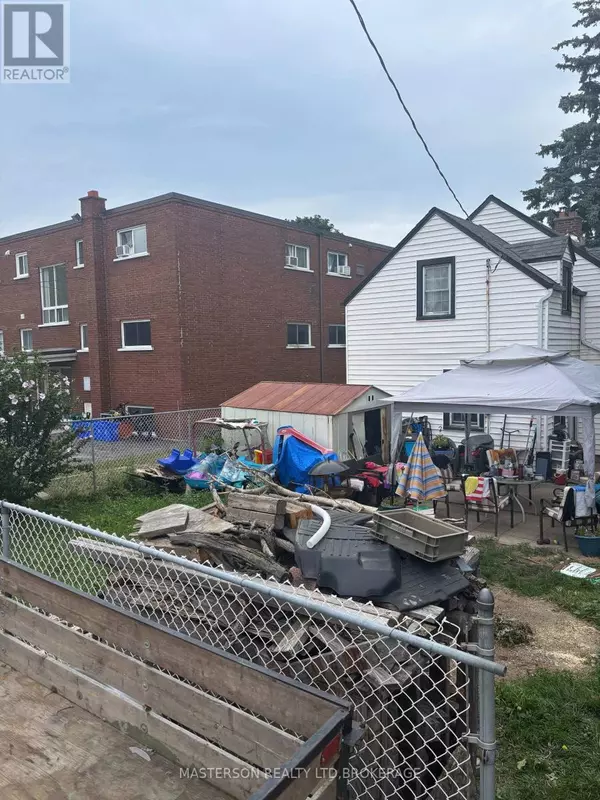 St. Catharines (oakdale), ON L2T1G5,12 CHESTNUT STREET E