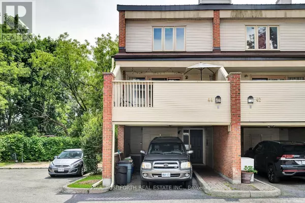 110 HAVELOCK ST #44, Ottawa, ON K1S5L3