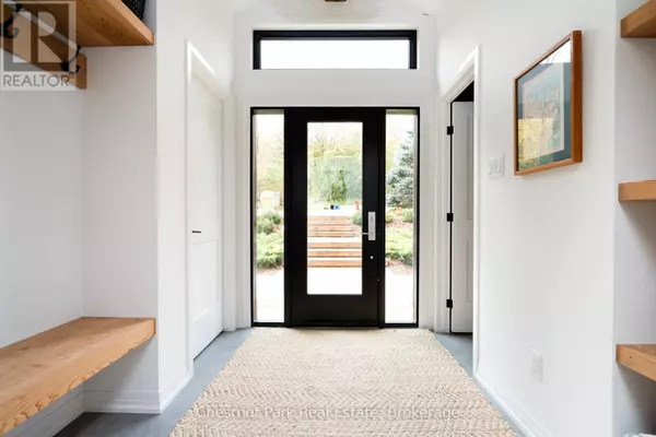 Blue Mountains, ON L9Y0R6,200 NORTHMOUNT CRESCENT