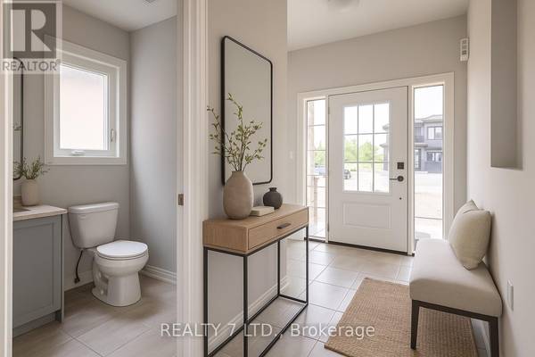 Fort Erie (crescent Park), ON L2A0H3,762 BRADFORD AVENUE