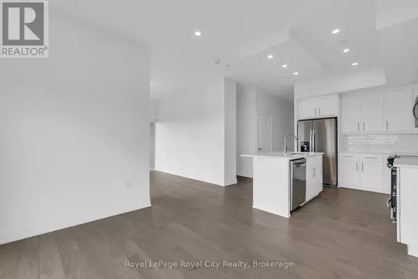 Guelph (pineridge/westminster Woods), ON N1L1G7,1880 GORDON ST #1004