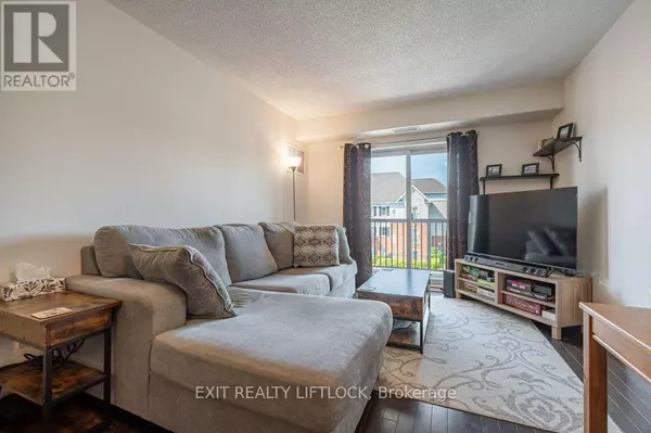 Peterborough West (south), ON K9K0B6,312 Spillsbury DR #303