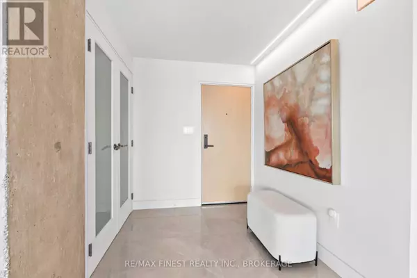 Kingston (central City East), ON K7L2Y6,165 ONTARIO ST #505