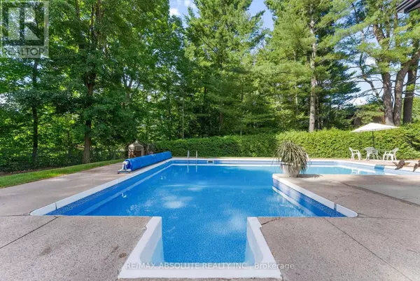 Mcnab/braeside, ON K7S3T3,33 OLD ORCHARD LANE