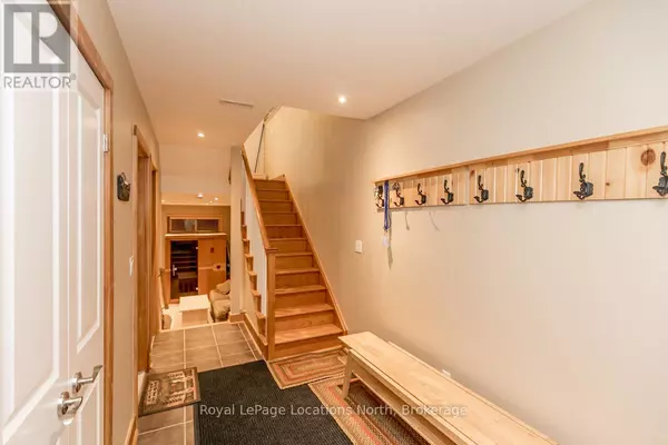 Blue Mountains, ON L9Y3Z2,104 Farm Gate RD #6