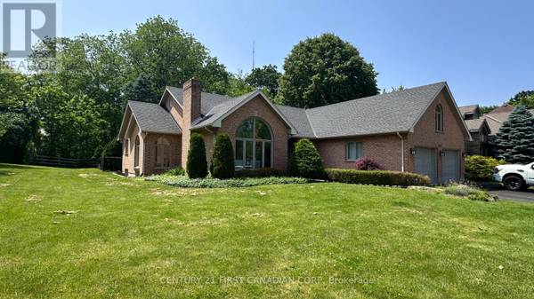 212 TIMBER DRIVE, London South (south B), ON N6K4B6