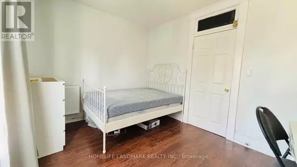 Waterloo, ON N2J3A1,30 REGINA STREET N
