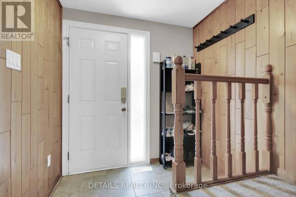 Ottawa, ON K1J7T7,45 Sumac ST #F