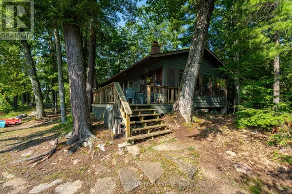 Douro-dummer, ON K0L2H0,428 & 430 ISLAND 7 STONEY LAKE
