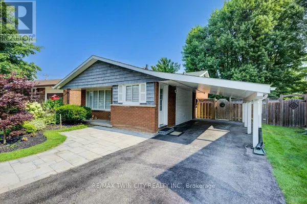 14 Dunsmere CT #UPPER, Kitchener, ON N2E1V4