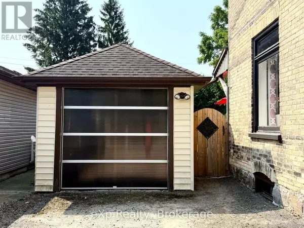 Minto, ON N0G2P0,240 INKERMAN ST