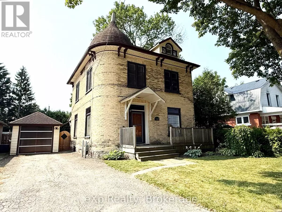 Minto, ON N0G2P0,240 INKERMAN ST