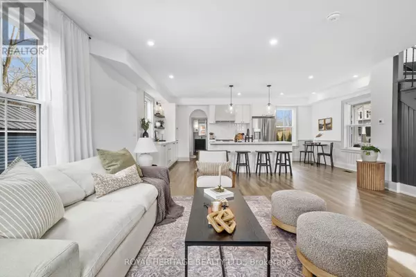 Cobourg, ON K9A3H6,186 DURHAM STREET