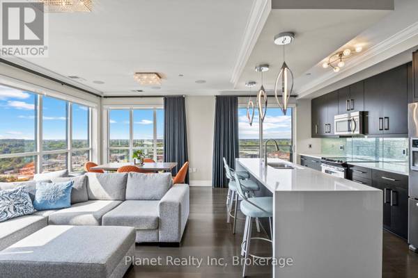 Guelph (downtown), ON N1H0A9,160 Macdonell ST #1607