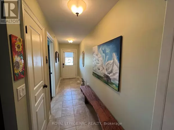 St. Catharines (port Weller), ON L2M1M4,70 PARKSIDE DRIVE