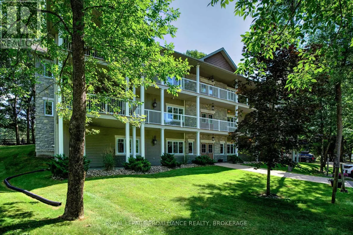 Rideau Lakes, ON K0G1X0,532 10th Concession RD #12-6