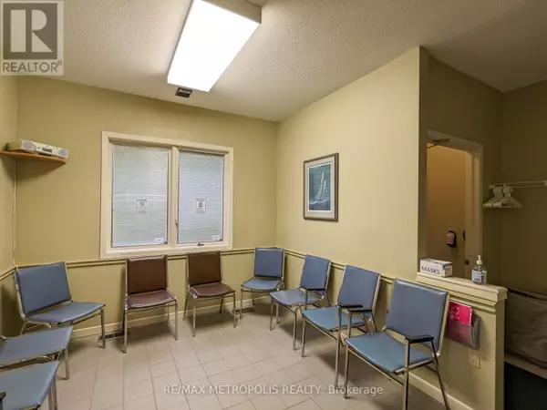 Sarnia, ON N7T4V8,140 CAMERON STREET