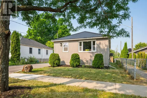 Kingston (east Of Sir John A. Blvd), ON K7K4L8,68 HILLCREST AVENUE