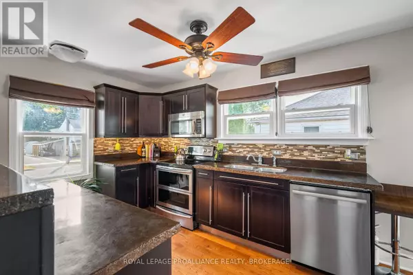 Kingston (east Of Sir John A. Blvd), ON K7K4L8,68 HILLCREST AVENUE