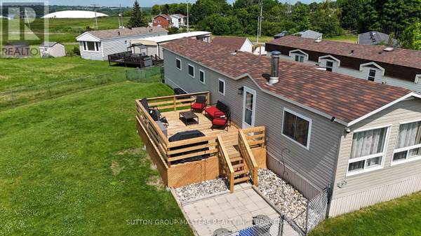 Kingston (kingston East (incl Cfb Kingston)), ON K7K5T5,30 KAPYONG CRESCENT