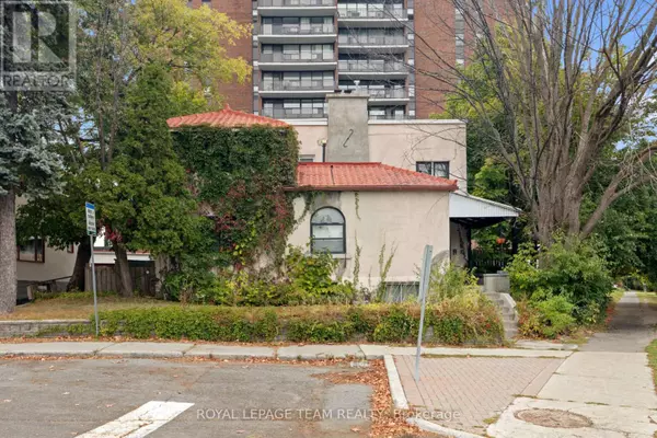 334 QUEEN ELIZABETH DRIVE, Ottawa, ON K1S3M8