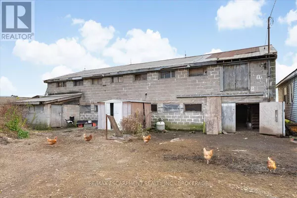 West Lincoln (bismark/wellandport), ON L0R1Y0,4872 REGIONAL ROAD 20 ROAD