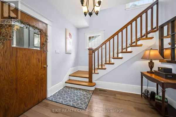 London South (south F), ON N6C1X5,241 BRISCOE STREET E