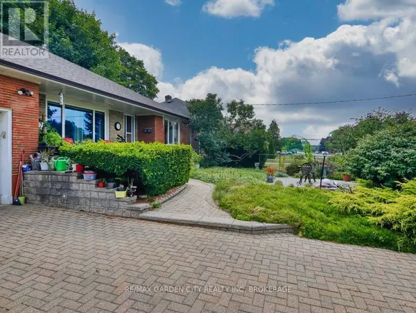 St. Catharines (lakeport), ON L2N4A6,64 DOROTHY STREET S