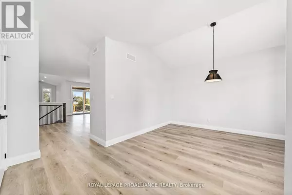 Brighton, ON K0K1H0,3 CLAYTON JOHN AVENUE