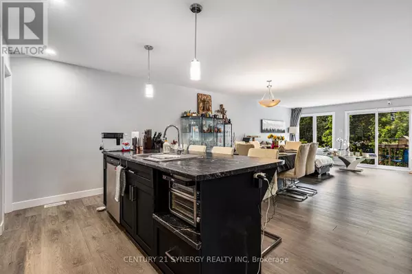North Stormont, ON K0C1W0,68 VILLENEUVE STREET