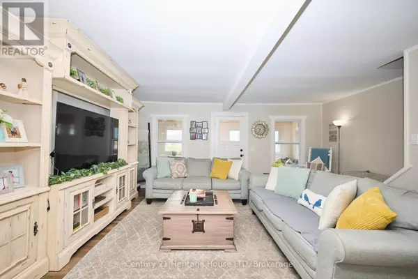Fort Erie (lakeshore), ON L2A4K8,349 BASSETT AVENUE