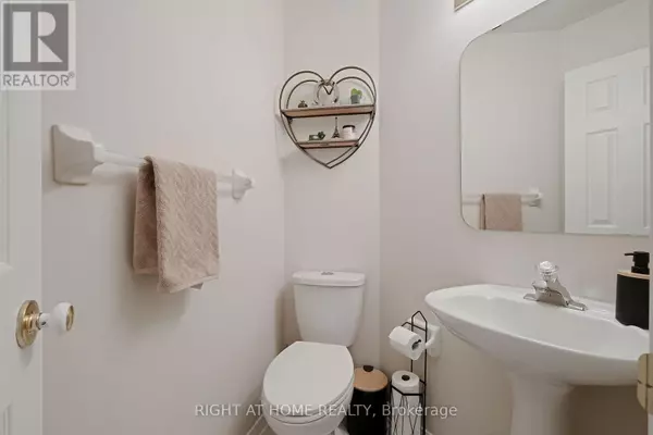 Ottawa, ON K1J1C3,1630 MARLEY CRESCENT