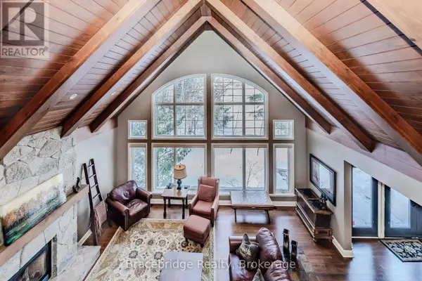 Muskoka Lakes (medora), ON P0B1J0,WATER'S EDGE W1 - 3876 MUSKOKA ROAD 118 HIGHWAY W