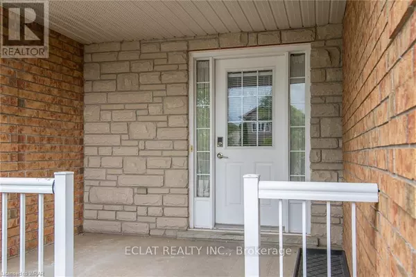 Waterloo, ON N2T2Y1,776 PARIS BOULEVARD