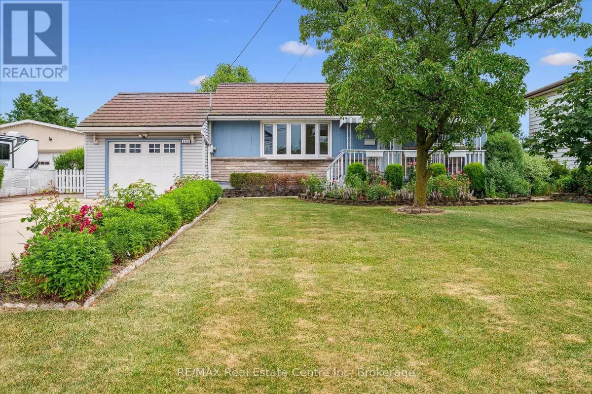 Hamilton (stoney Creek), ON L8E2J2,288 MARGARET AVENUE