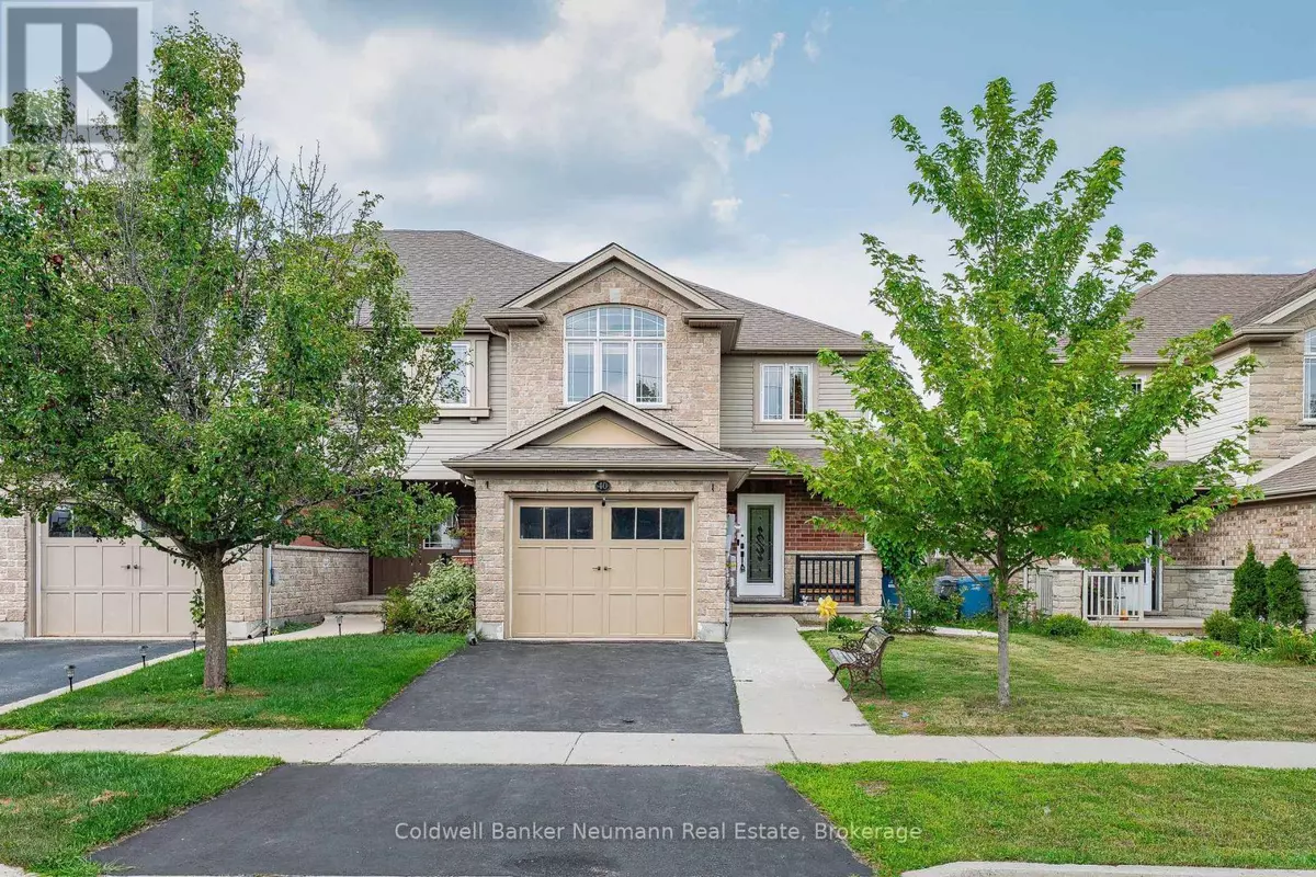 Guelph (pineridge/westminster Woods), ON N1L0C9,40 LAUGHLAND LANE