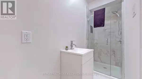 Ottawa, ON K2L1W2,815 STAR PRIVATE