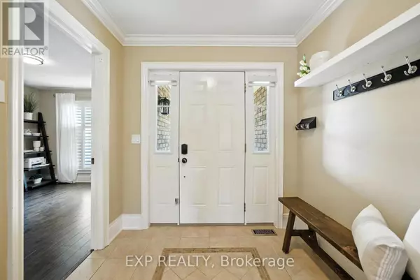 Brighton, ON K0K1H0,6 CORTLAND WAY