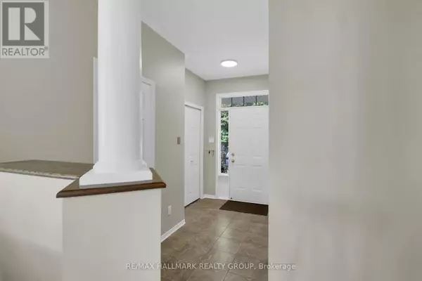 Ottawa, ON K2J5C3,14 PLUMAS GATE