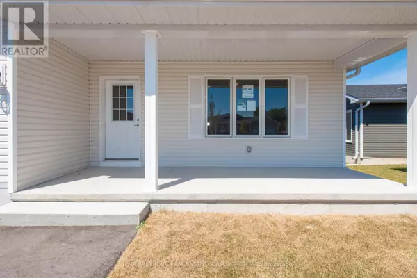 Ashfield-colborne-wawanosh (colborne Twp), ON N7A0C6,5 LAKE DRIVE S