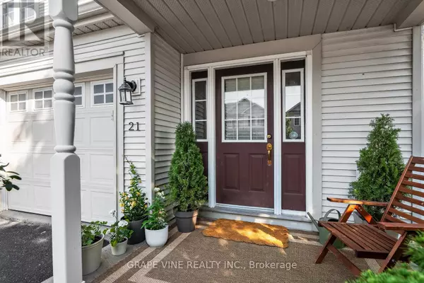 Ottawa, ON K2J5E8,21 FIELDBERRY PRIVATE