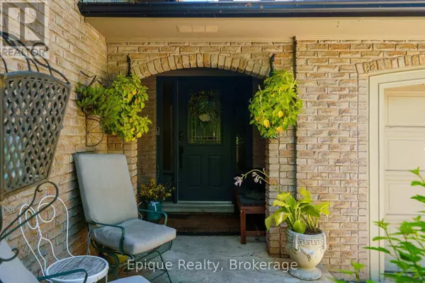 235 CONCESSION 11 ROAD E, Hamilton (freelton), ON L8B1H7