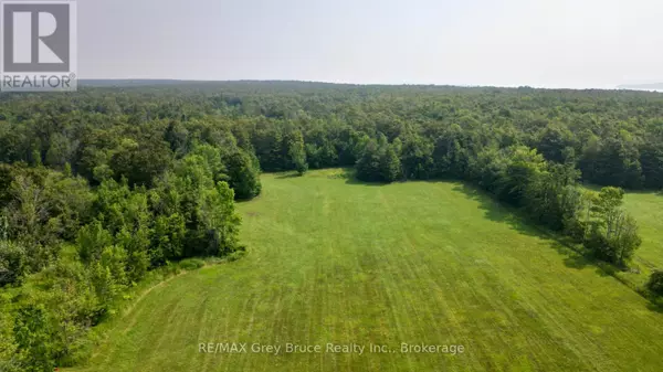 South Bruce Peninsula, ON N0H2T0,61 CRAWFORD DRIVE